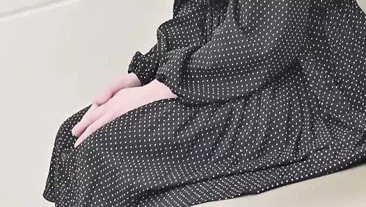 Asyalı melek amcığını dölle dolduruyor