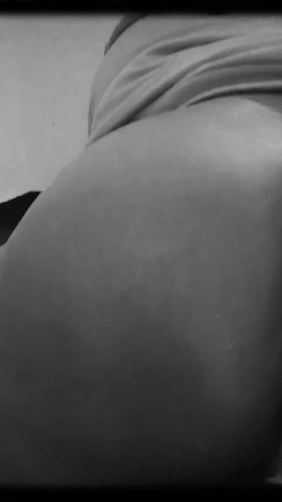 Hintli kız ilk kez erkek arkadaşı tarafından çok sulu amcık sikişi | Klip 1