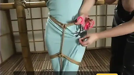 Teager, Maria Shadoes ve Bridgett Harrington