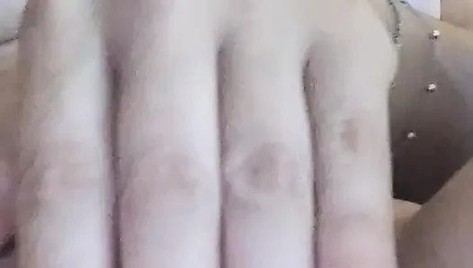 Evde yalnız orta yaşlı seksi kadın