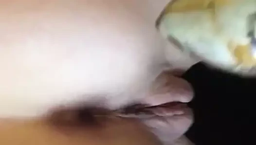 Mücevher popo fişinin takılması