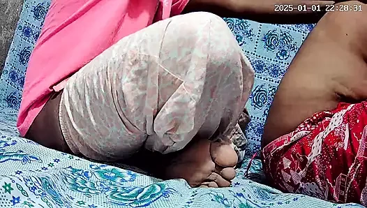 Hintli jaja ve sali odada seks yapıyor 26543