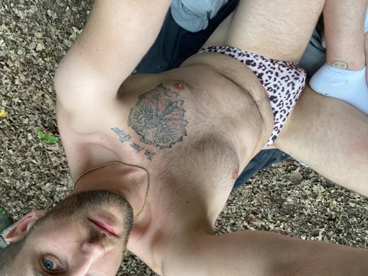 Vahşi doğada sadece tangalar