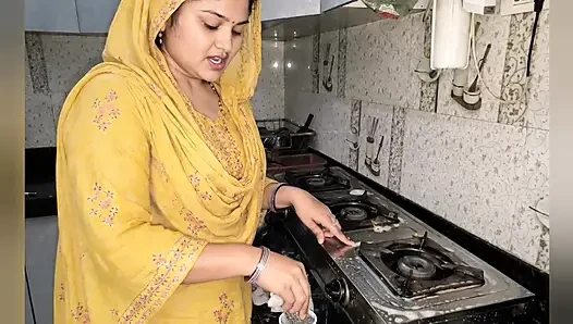 Pakistanlı desi yenge yeni evli romantik video