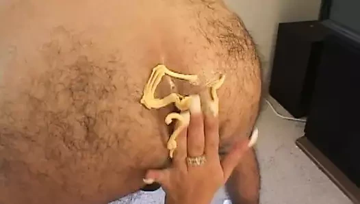 Sarışın piliç sert bir yarak emiyor