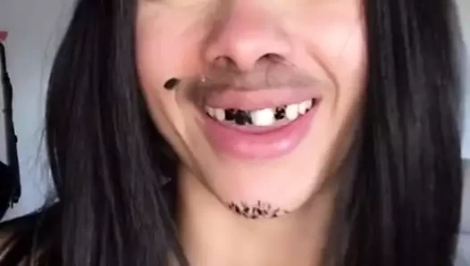 Tehlikeli maske (mascarilla peligrosa)