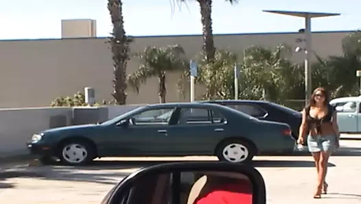 Sıcak porno ile seksi latin oğlan ile dövmeler kahrolası eyersiz ile onun büyük horoz