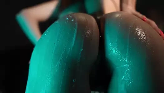 Juicy ass in the shower