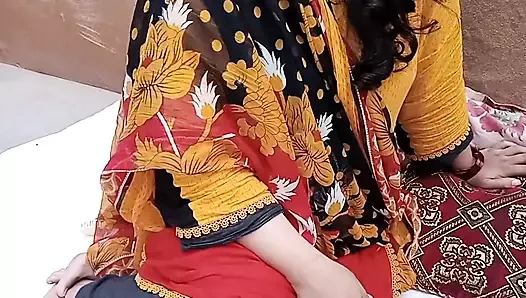 Hintçe sesli Hint pornosu