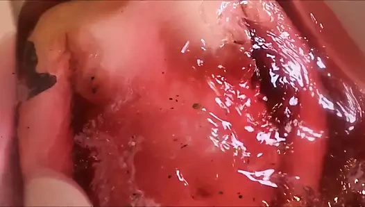 Banyomda iyi bir sikiş bekliyorum