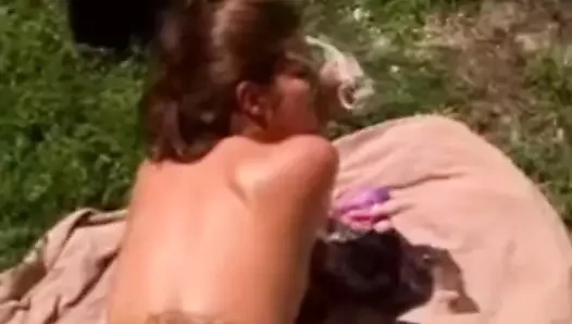 Sunny Florida'da dışarıda sikişiyor