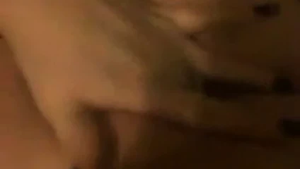 Derby kız parmak kendini