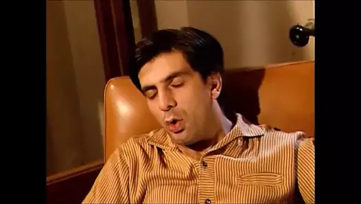 Çok iyi oral seks ile boşalmak içinde ona ağız