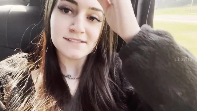 Blowjob in the bus (She got turned on and gave me a blowjob on the bus)