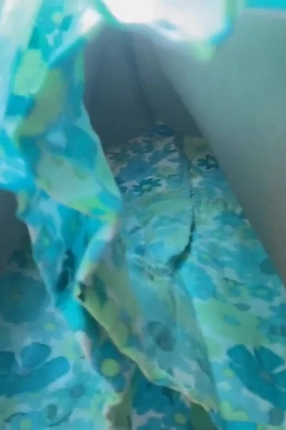 Hot Pussy Without Panties in Bus! Quick Orgasm When No One See