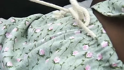 Mükemmel zenci sürtük ile açık havada eylem