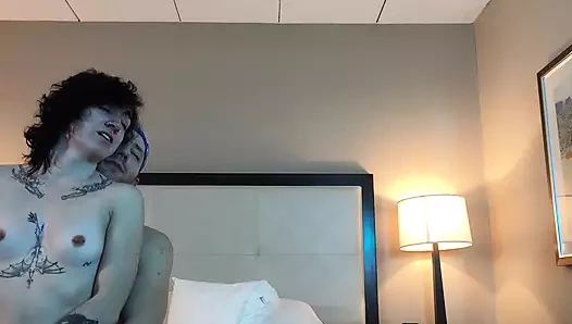 Seksi minyon kadın sikiliyor