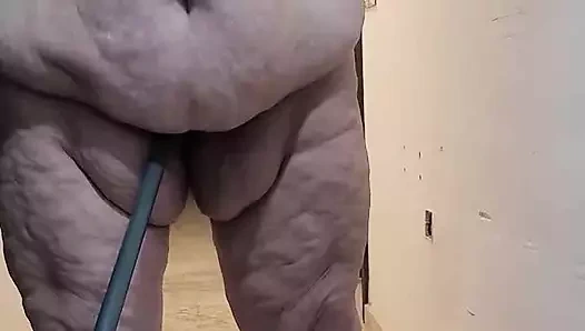 Palmira gordi. şişman orospu çiş onun eski amından hoşlanır