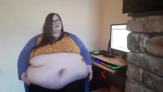 BBW secretary humiliated at work by boss. Pt 1