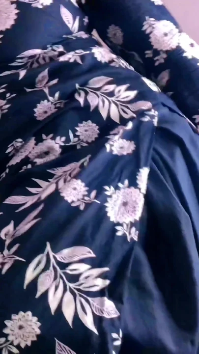 Мощный момент из "Shruti стал очень счастливым после секса с хозяином дома, полный грязный разговор с хинди аудио"