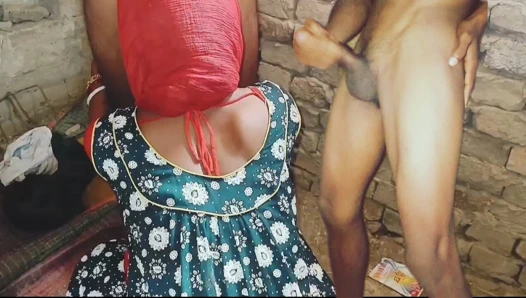 Bengalli pati patni ko dost se seks karwa aur videosu banake viral kiya .desi devar yenge Hintli açık havada köylü karısı sert