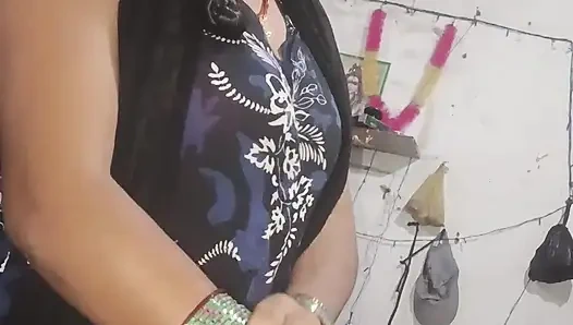 Hintli kız arkadaşla mastürbasyon