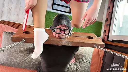 Foot Dust Feast Pedicure Scrapings Straight Into Slave's Mouth