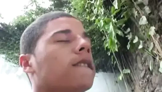 Genç latinos antonio ve darrien kahrolası