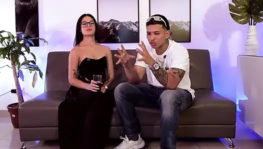 Carolina Guerrero Kadınlara Olan Gizli Çekiciliğini açıklıyor Ve...