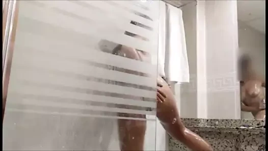 Sıcak duş mastürbasyon tarafından benim gf