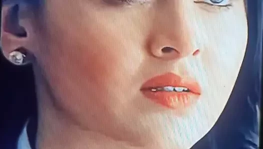 Sahibe tejasswi prakash yüze boşalma