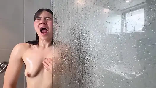 Bir kadına dokunmak ne kadar lezzetli