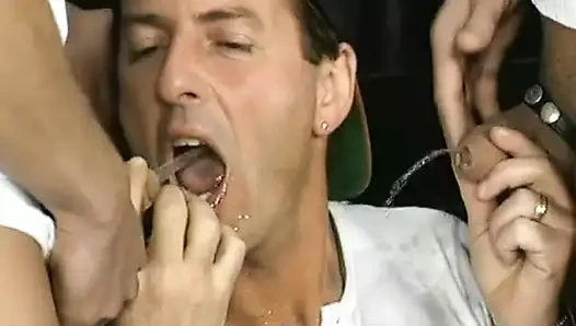 Korunmasız adam adam yarakla sikişiyor #6