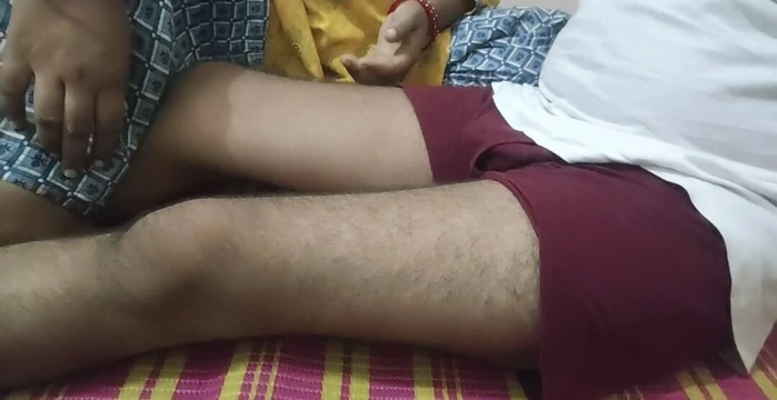 Hintli kadın oral seks