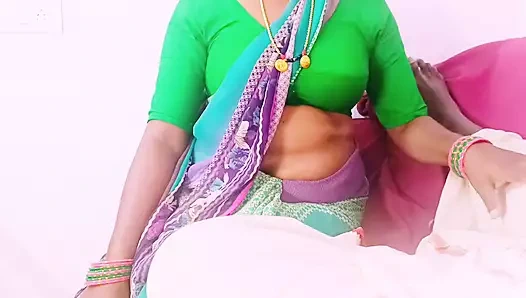 Hintli ev hizmetçisi ve ev sahibi sikişiyor.telugu edepsiz konuşmalar.