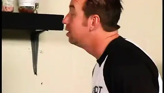 Specs Appeal'in Cherry Rain filminden film akışı