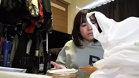 Mai - doğal büyük memeli, meme ucu halkaları güzel öğrenci 2