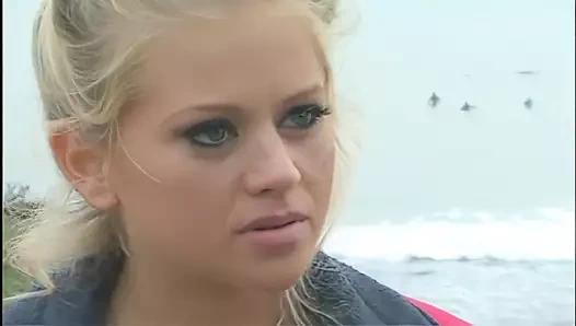 Kianna Bradley babewatch'ta