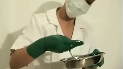 Hemşire meni örneği alır