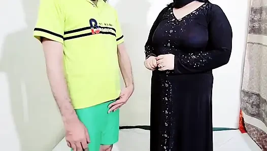 Okul Öğretmeni Müslüman Ateşli Evli Kadınla Anal Seks Yapıyor