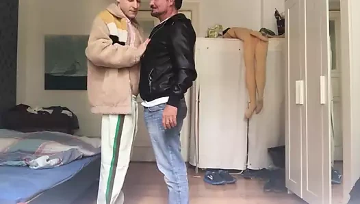 Twink olduğunu her zaman aç için raw horoz