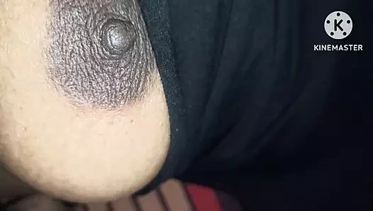 Hintli evli kadın sert sikişiyor