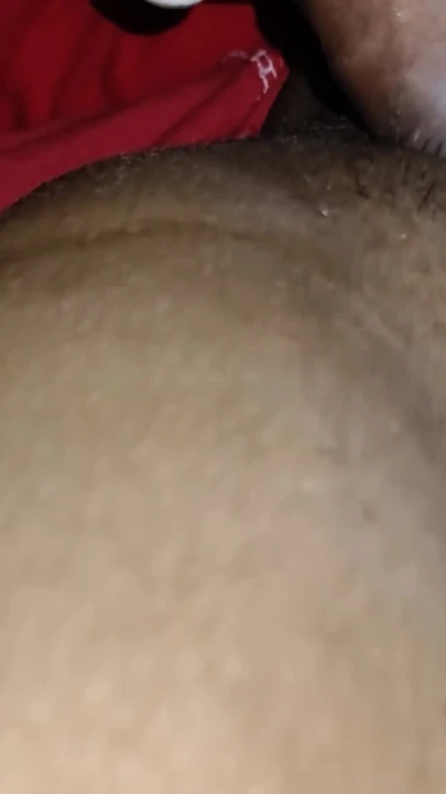 Kayınbiraderi sari içinde sarılmış, üvey ateşli seks videosu gerçek desi | Klip 1