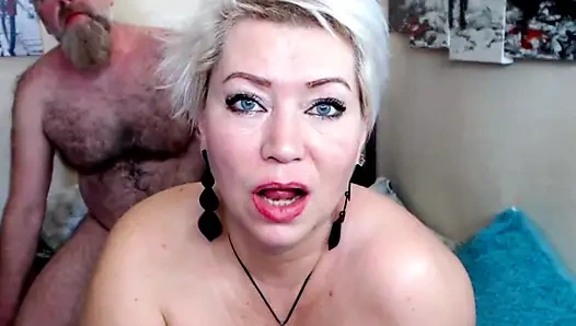 Vahşi batıdan yabancılarla özel bir sohbette evlilik seksinin özellikleri...))