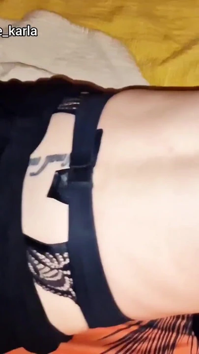 "18 yaşındaki güzel Meksikalı kız öğrenci erkek arkadaşının en iyi arkadaşıyla" epik an