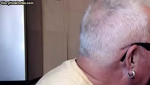 Duvar deliği - eşcinsel baba ev yapımı yakın çekimde yarak emiyor