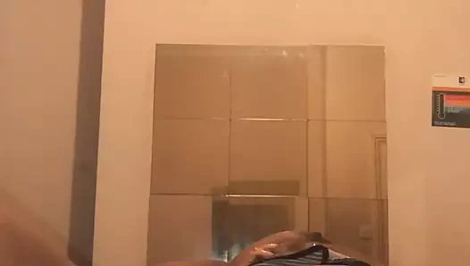 Oynama içinde benim şişman siyah kedi