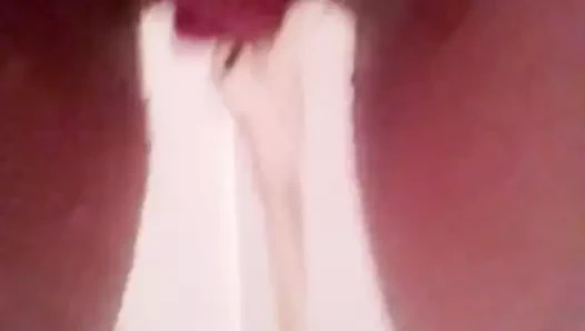 TRANSboy pipi sous la douche