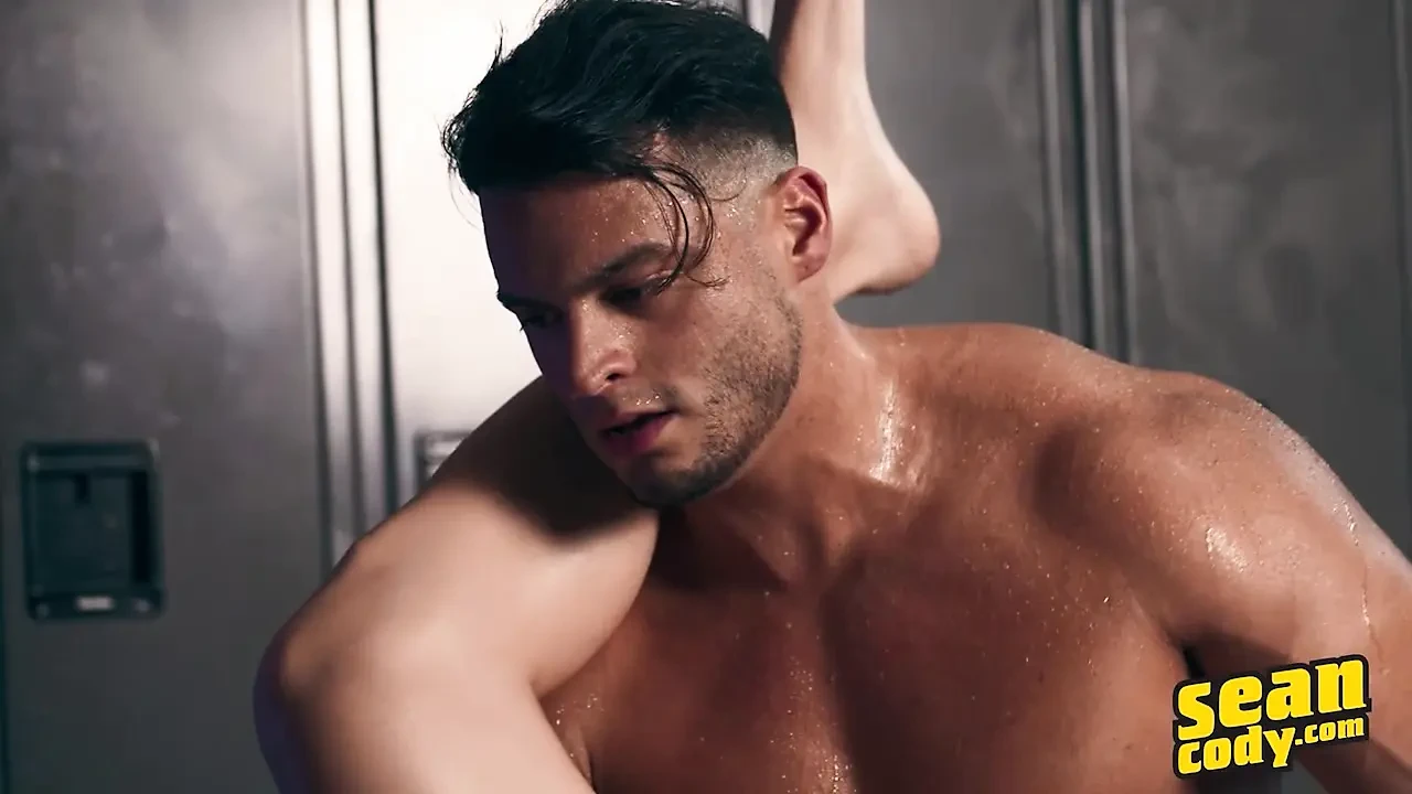 SEANCODY – Alex Rockham Leaves Michael Vente Out Of Breath After He Fucks Him Wildly At The Gym