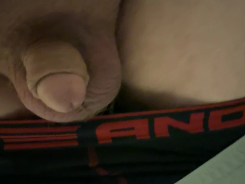 Маленький хуй моего бойфренда, вот почему я изменяю, когда он контролирует задницу, он жалкий